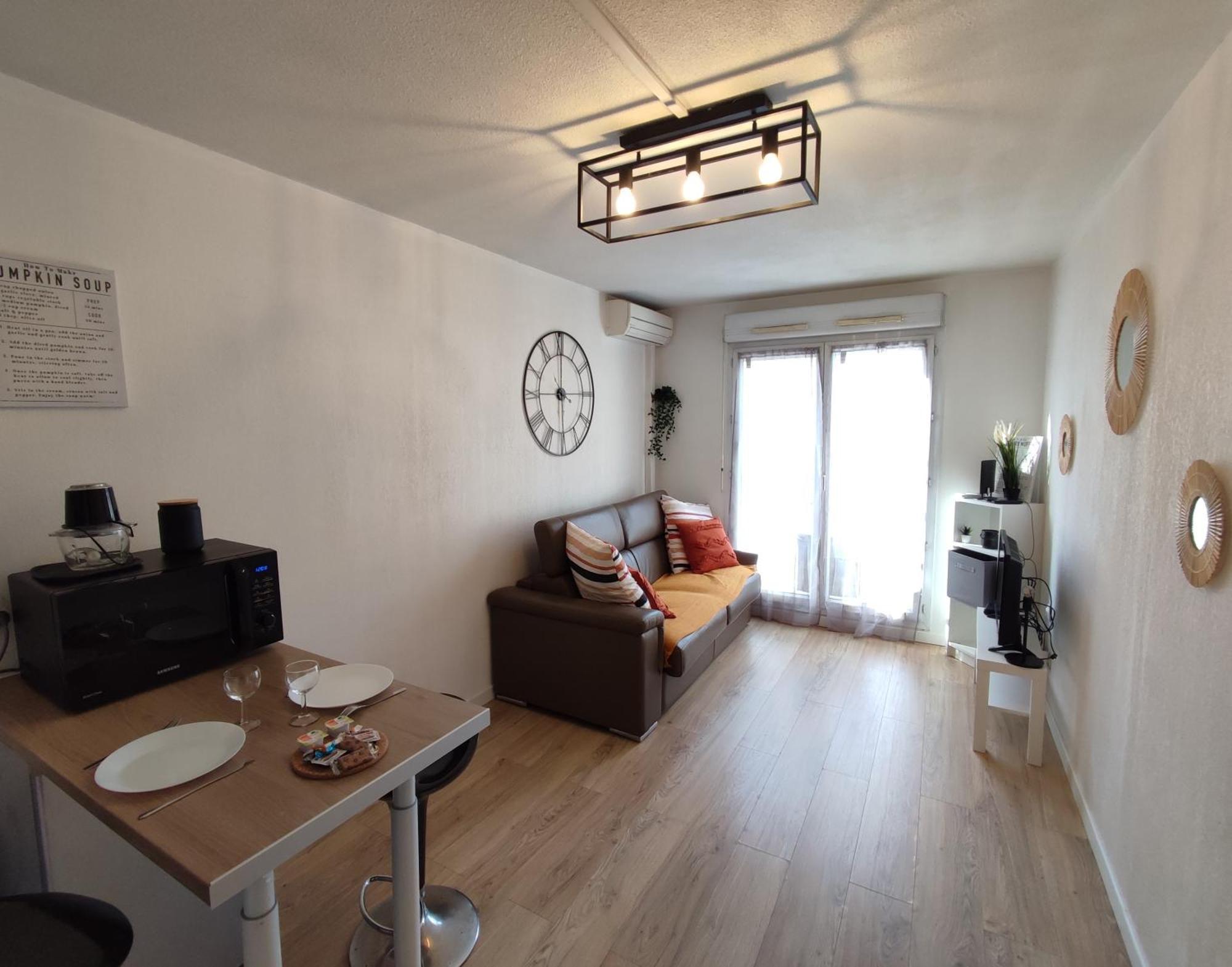 Appartement Climatise Tout Equipe A 6Min De La Gare St Charles Marselha Exterior foto